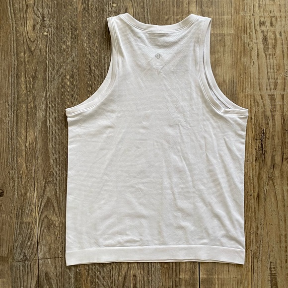 Lululemon high neck tank - Picture 2 of 3